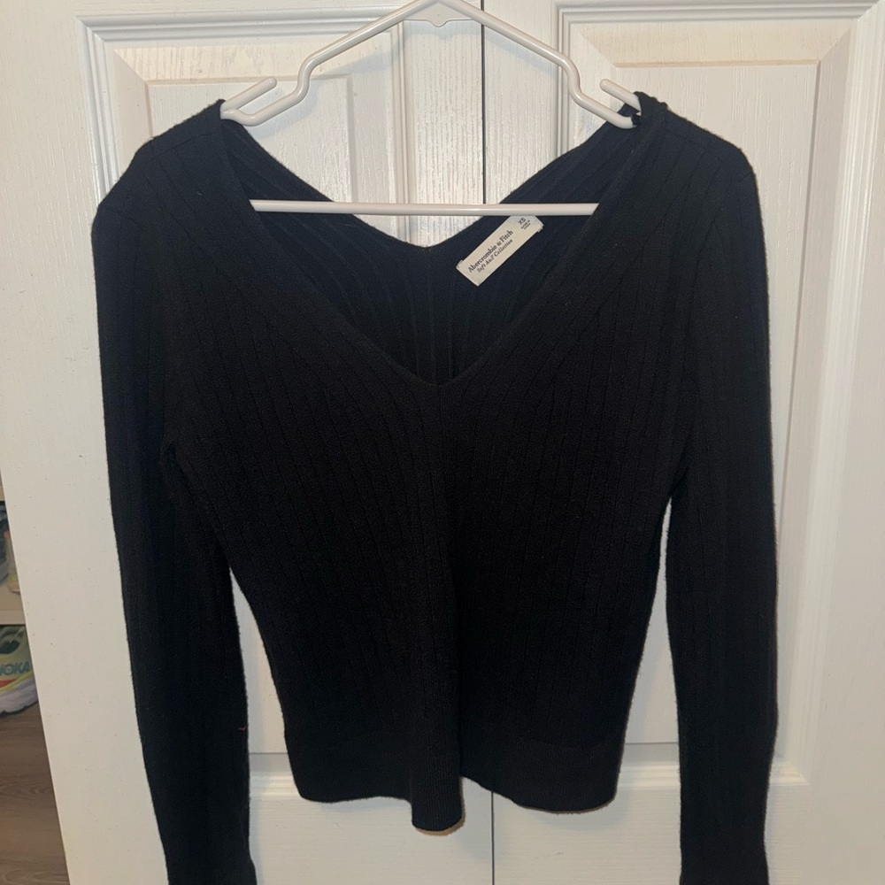 Abercrombie & Fitch Black Ribbed Sweater XS